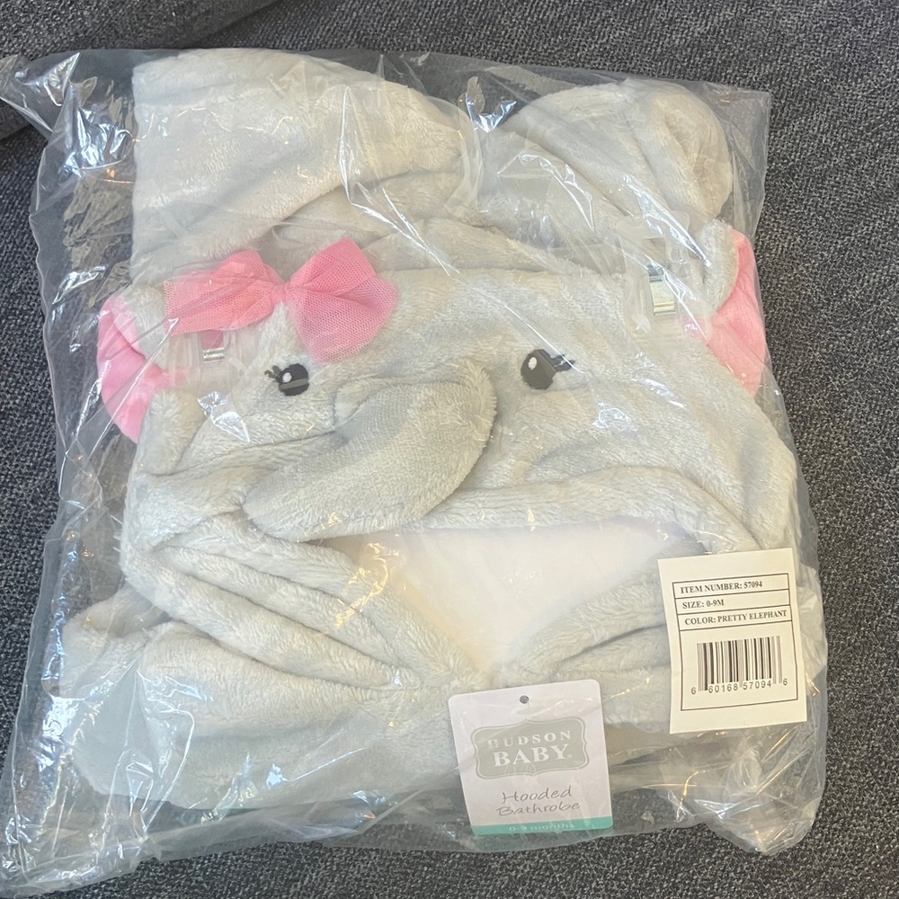 Hudson Baby Gray Elephant Hooded Towel with Pink Bow